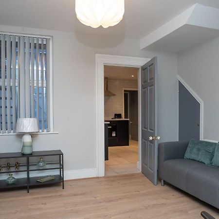 1 Bdr Apartment At Queens Uni By Belfast City Breaks 外观 照片