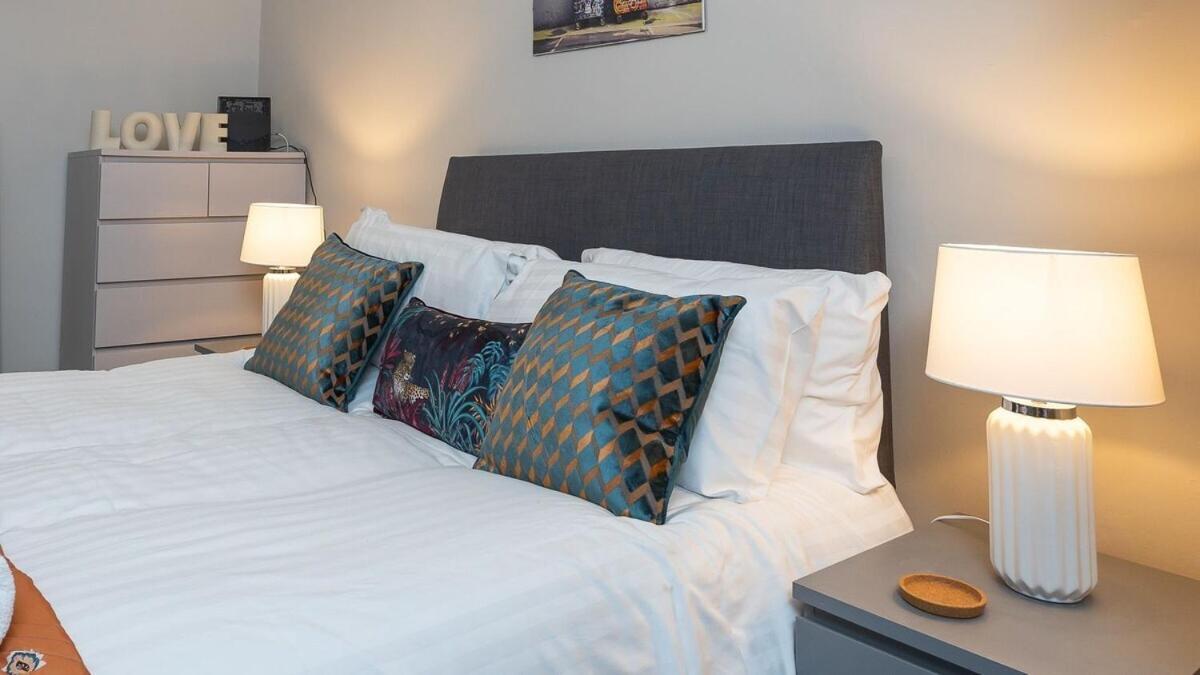 1 Bdr Apartment At Queens Uni By Belfast City Breaks 客房 照片